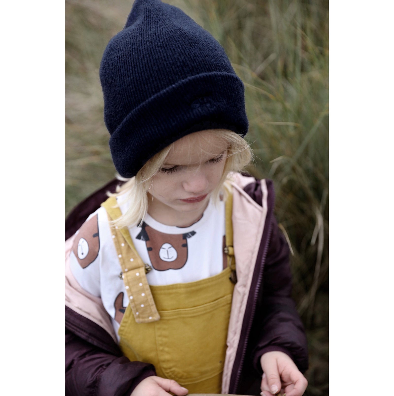 NAVY CASHMERE BEANIE - Töastie