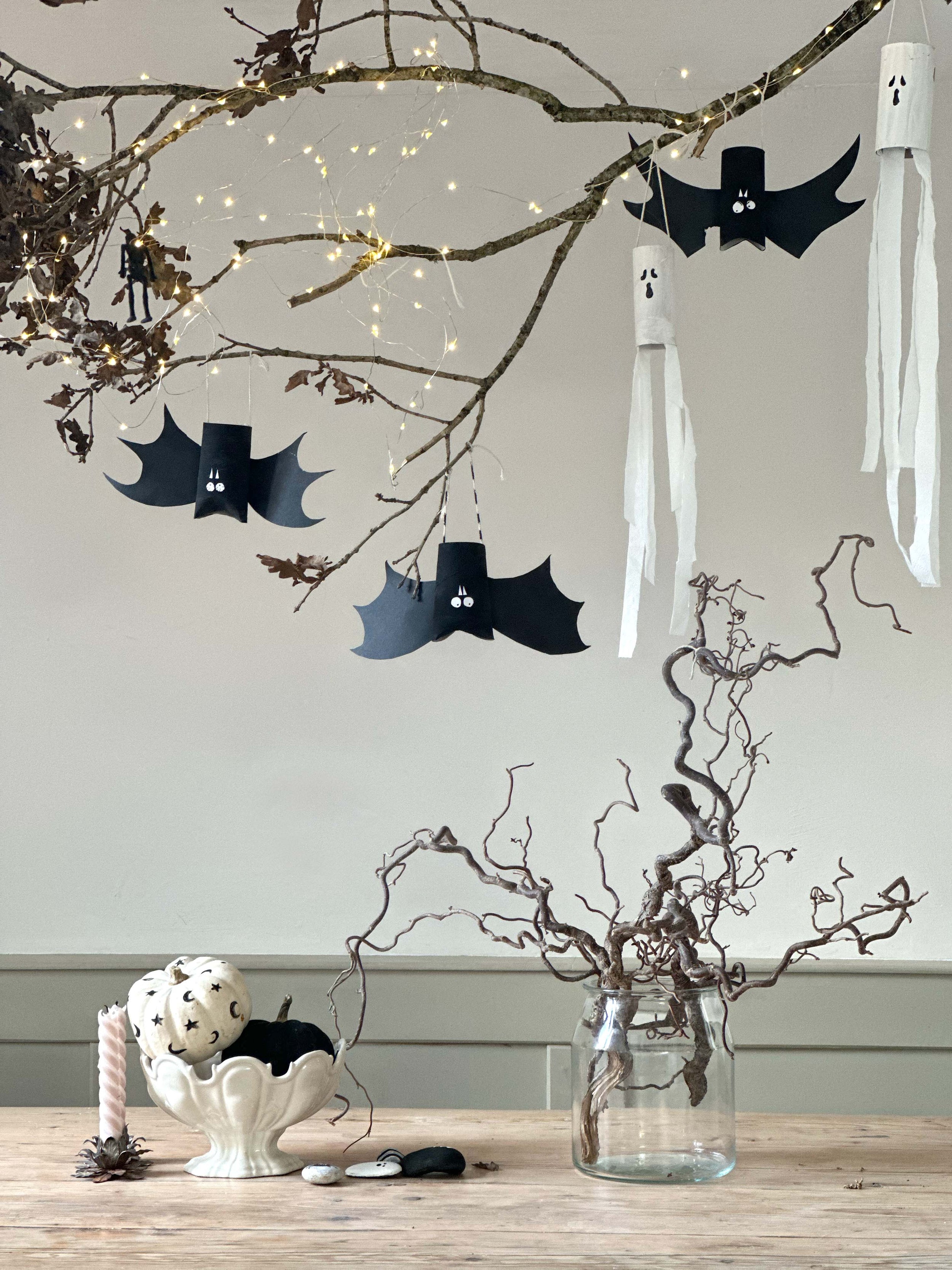 How to Make Halloween Bats and Ghosts