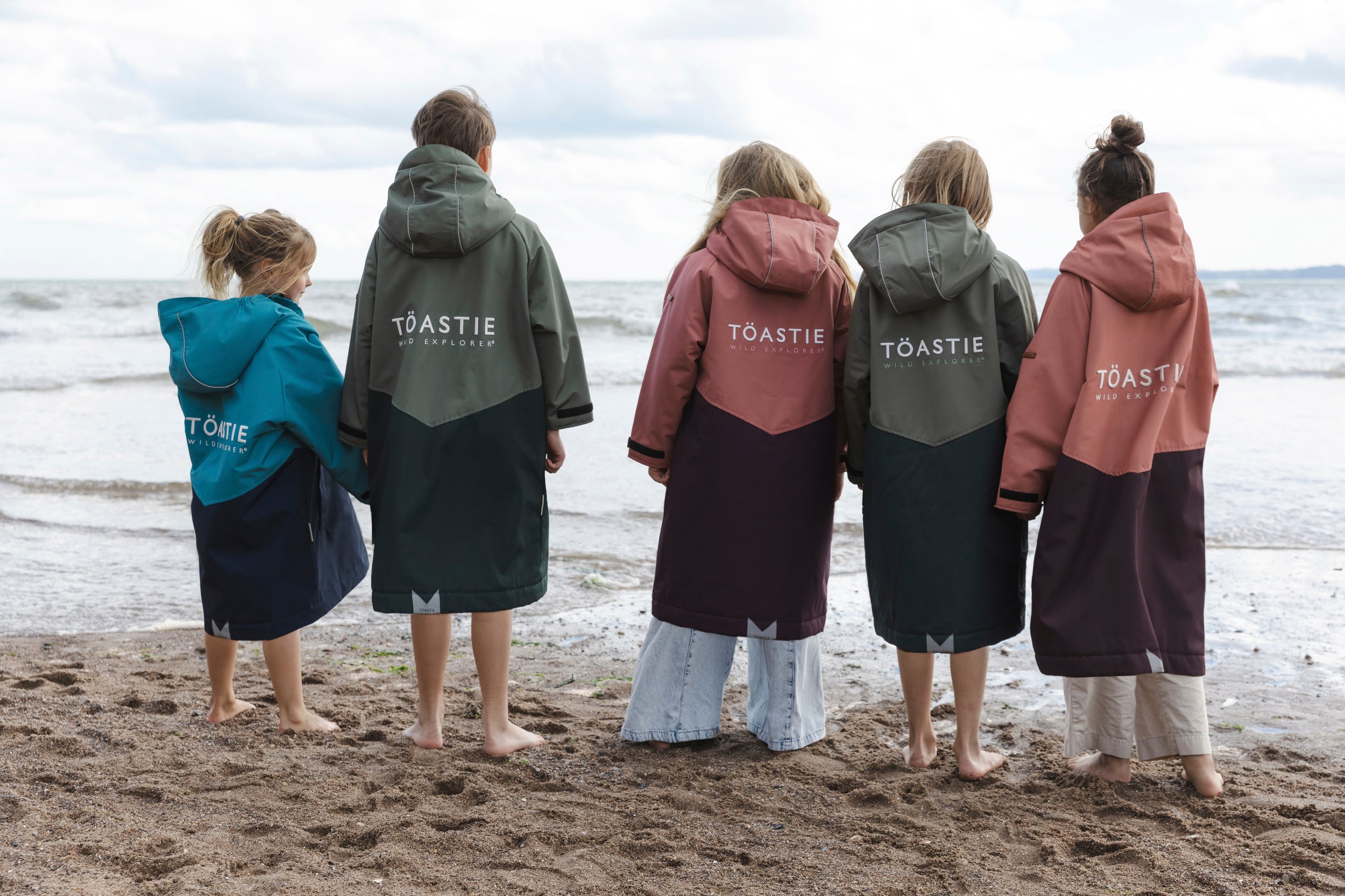 Kids Dry Robes | 100% Sustainable & Waterproof – Toastie