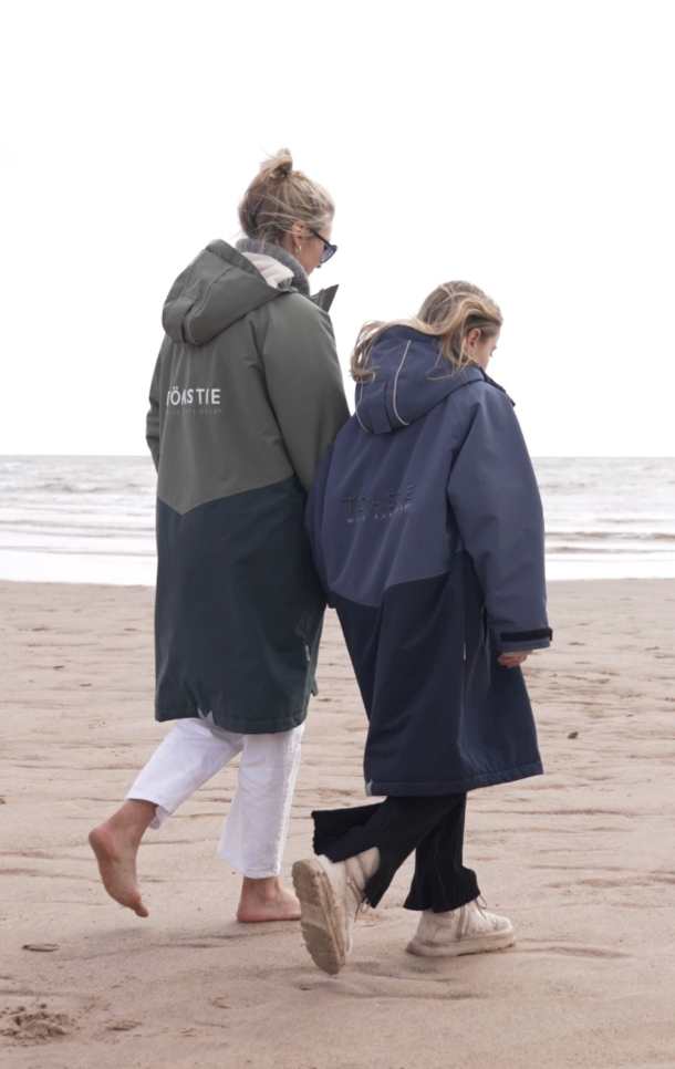 Kids Weatherproof Robe | Navy