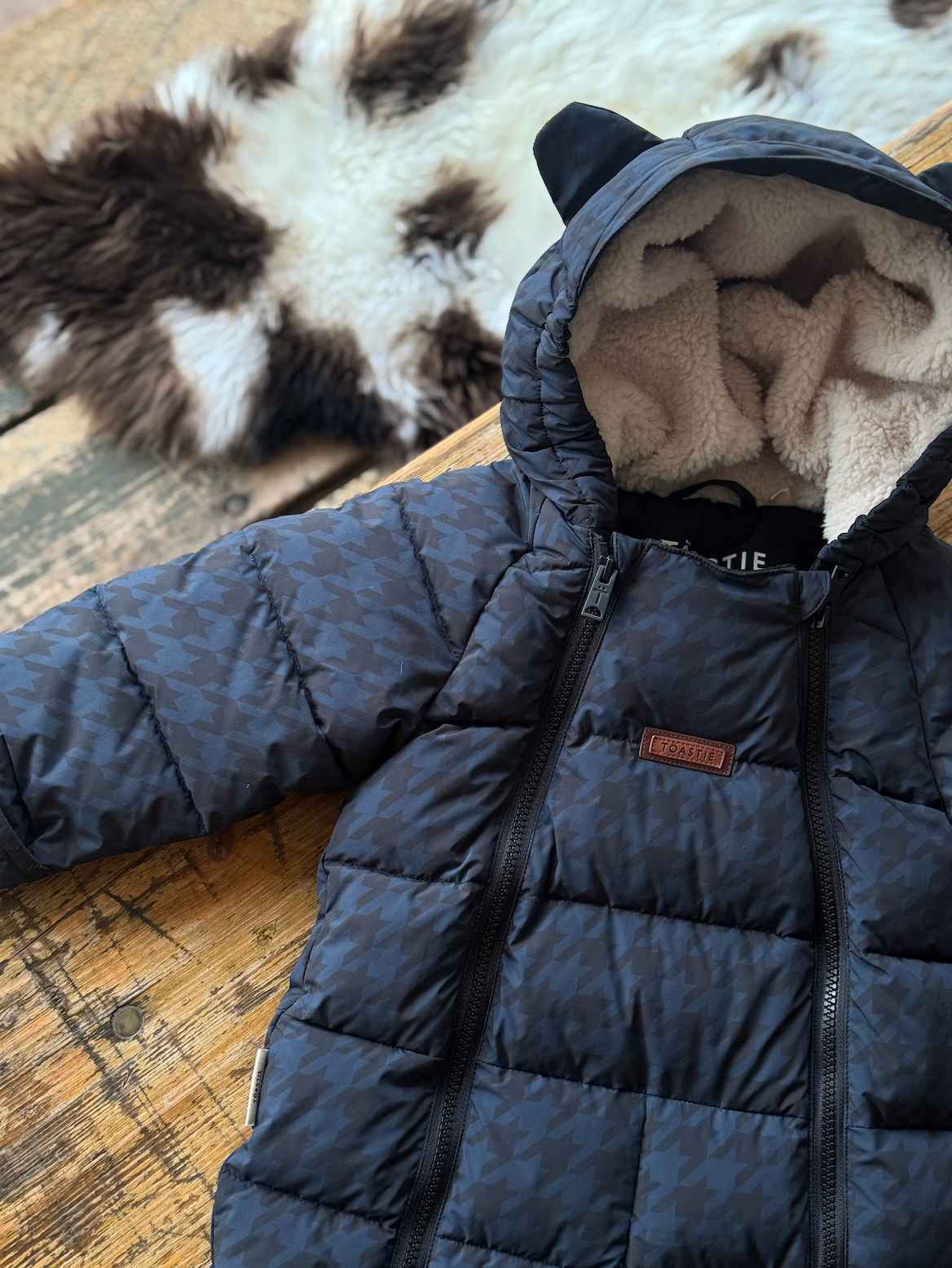 Quilted Onesie | Midnight Houndstooth