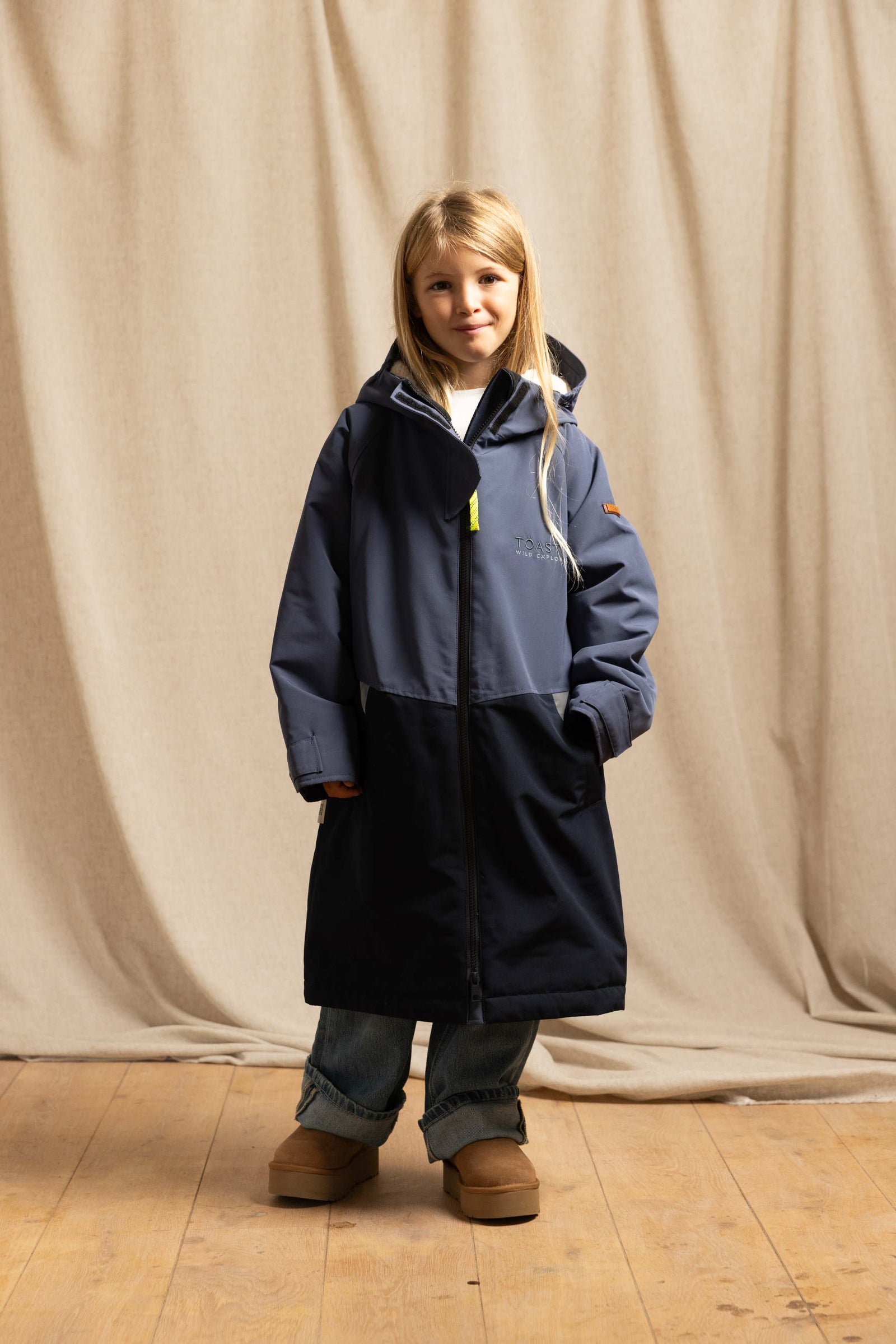 Kids Weatherproof Changing Robe | Navy