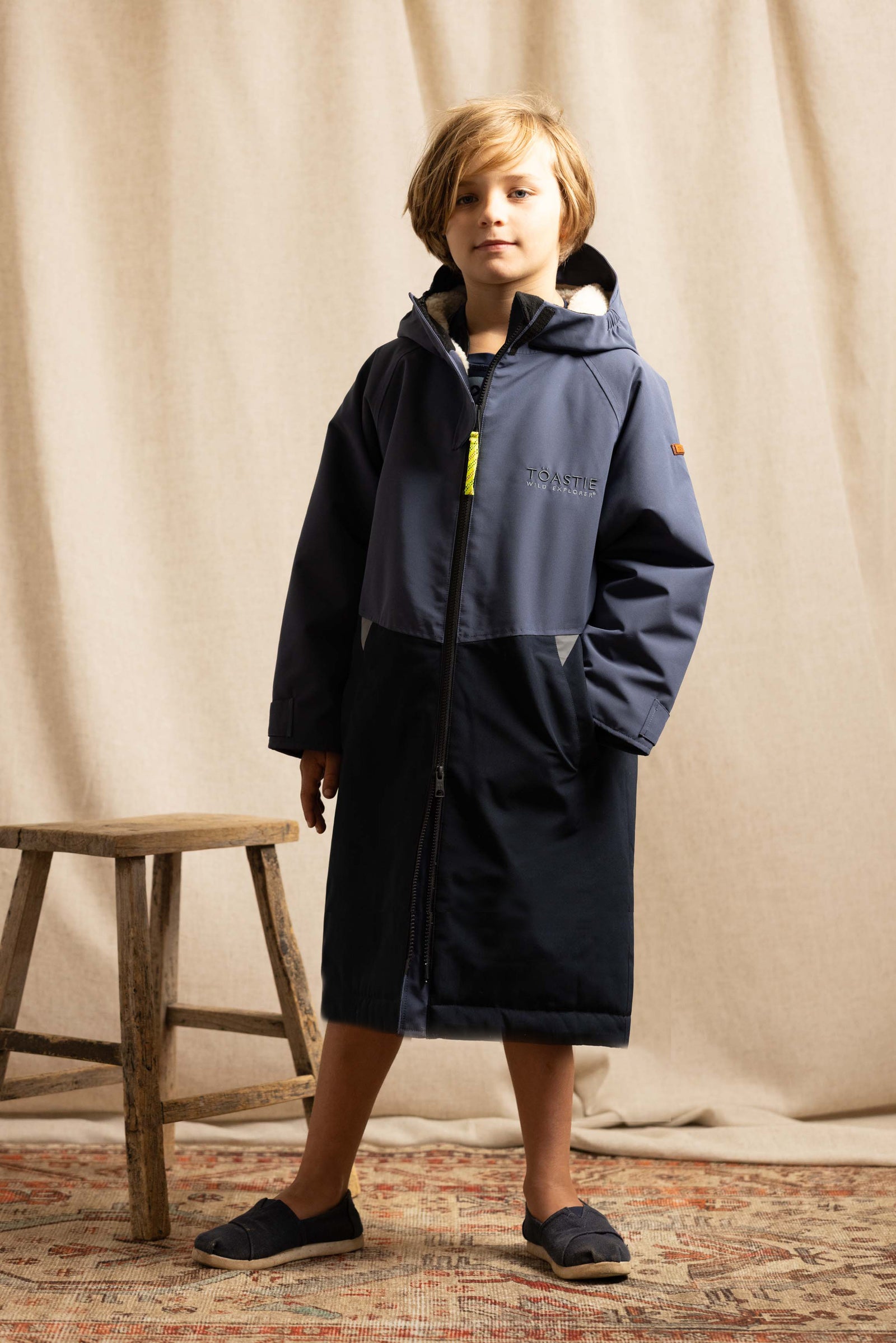 Kids Weatherproof Changing Robe | Navy