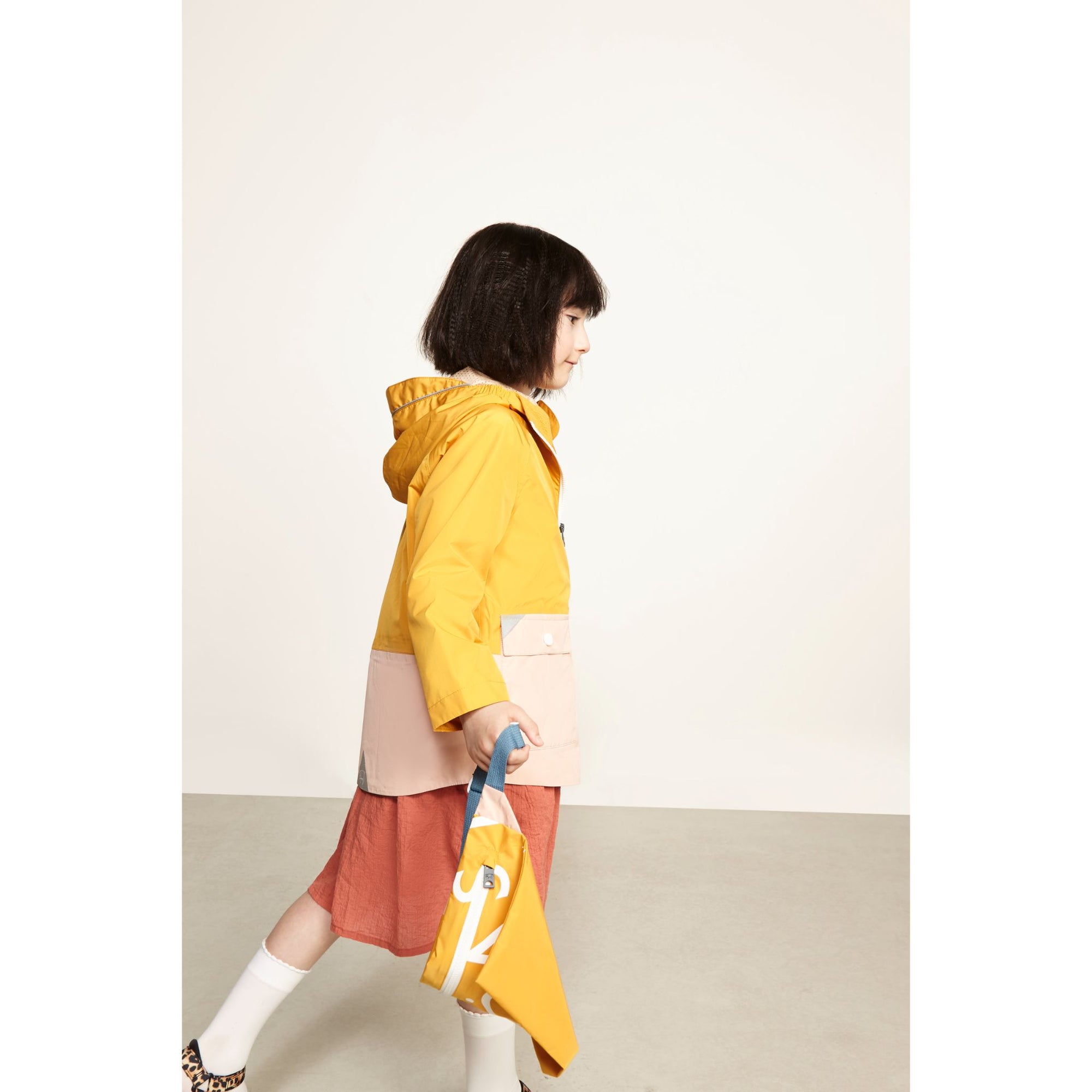 Women's pac sales a mac raincoat